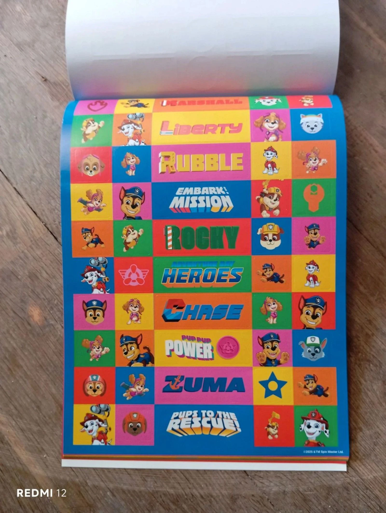 4 puzzle Paw Patrol wood + Kit 1000 Sticker gift – photo 5